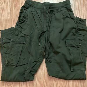 Aerie joggers green